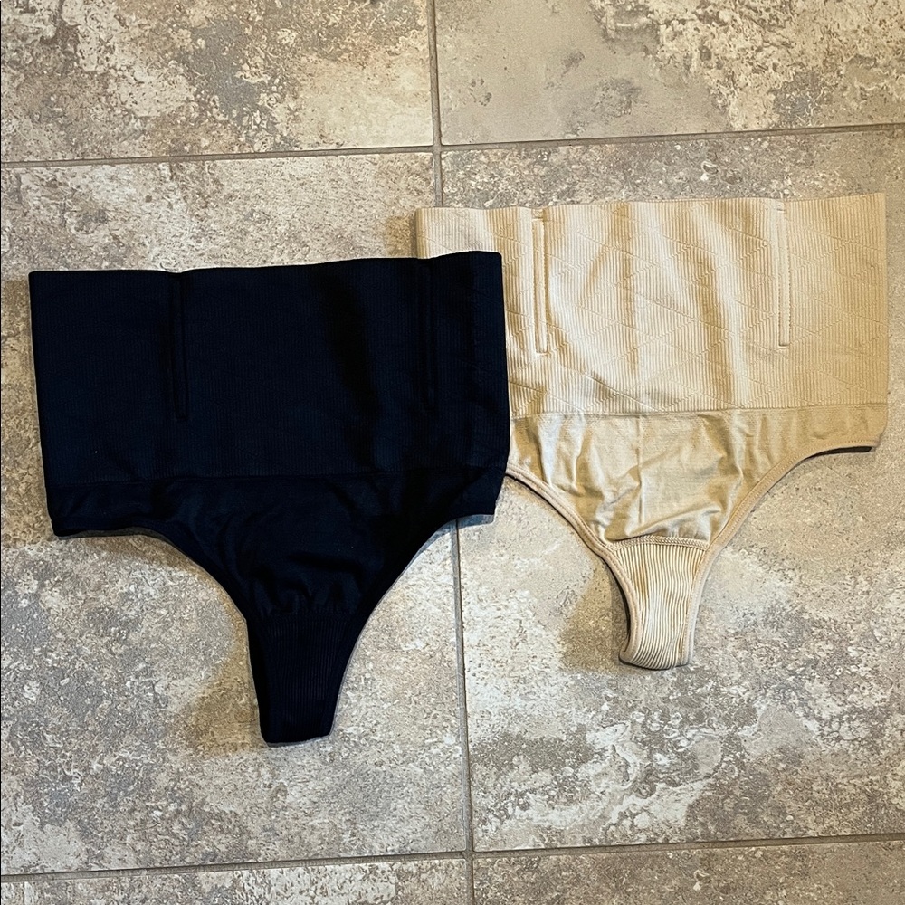 Women’s shape-wear set. Black and Nude